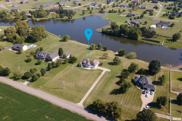 1504 SYCAMORE RD, Carterville, IL 62918