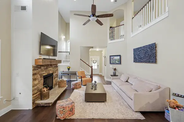 2214 Chaucer Park Ln, Thompsons Station, TN 37179