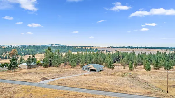 15389 N Ritchey Rd, Nine Mile Falls, WA 99026