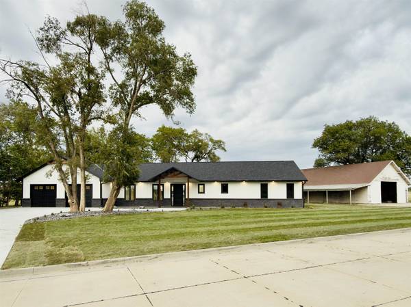 115 E 20th, Beloit, KS 67420