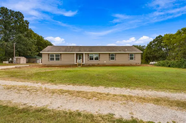 5163 Lawrence 2212, Pierce City, MO 65723
