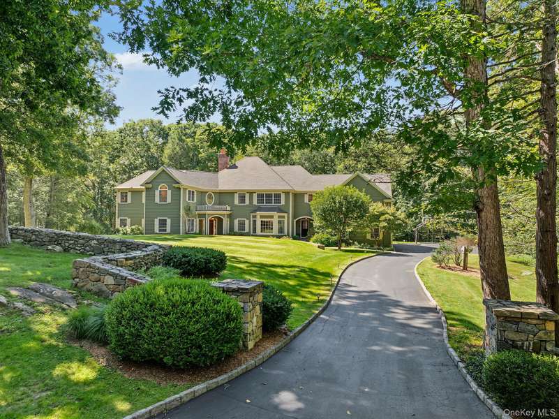 30 Pine Hill DR, South Salem, NY 10590