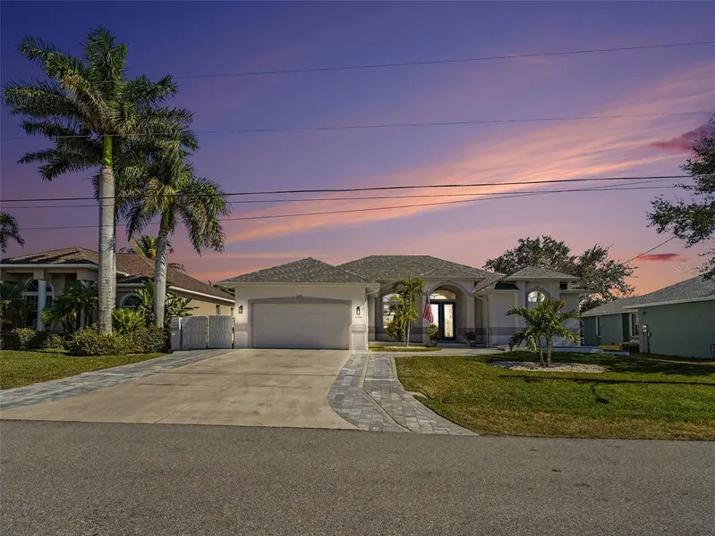 4256 BEACH VIEW CT, Port Charlotte, FL 33948