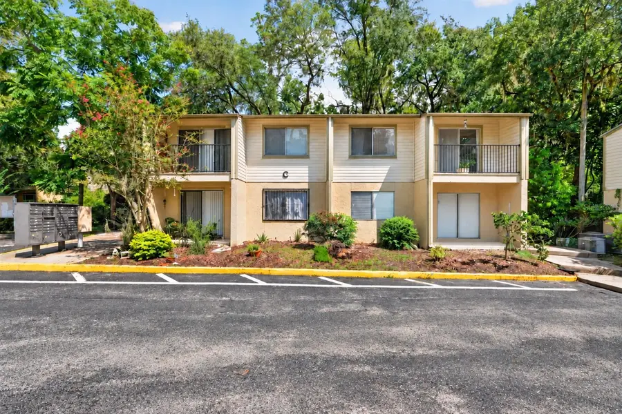 1015 SW 9TH ST #C24, Gainesville, FL 32601