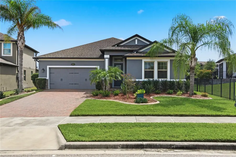 2393 PANORAMIC CIR, Apopka, FL 32703
