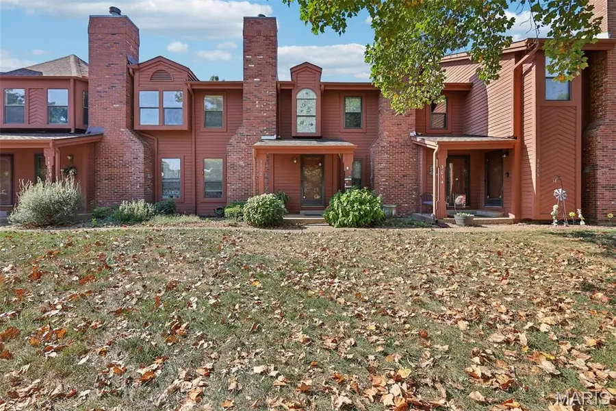 3012 Duclair Pkwy #G, St Charles, MO 63303