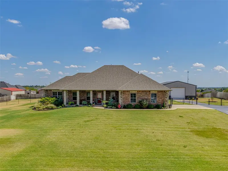 486 Summer Hill RD, Blanchard, OK 73010