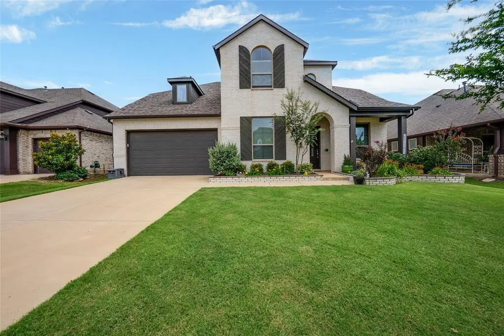 1305 Mill Place, Aubrey, TX 76227