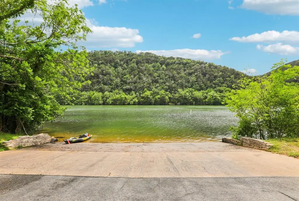 1106 Minnie DR, Austin, TX 78732