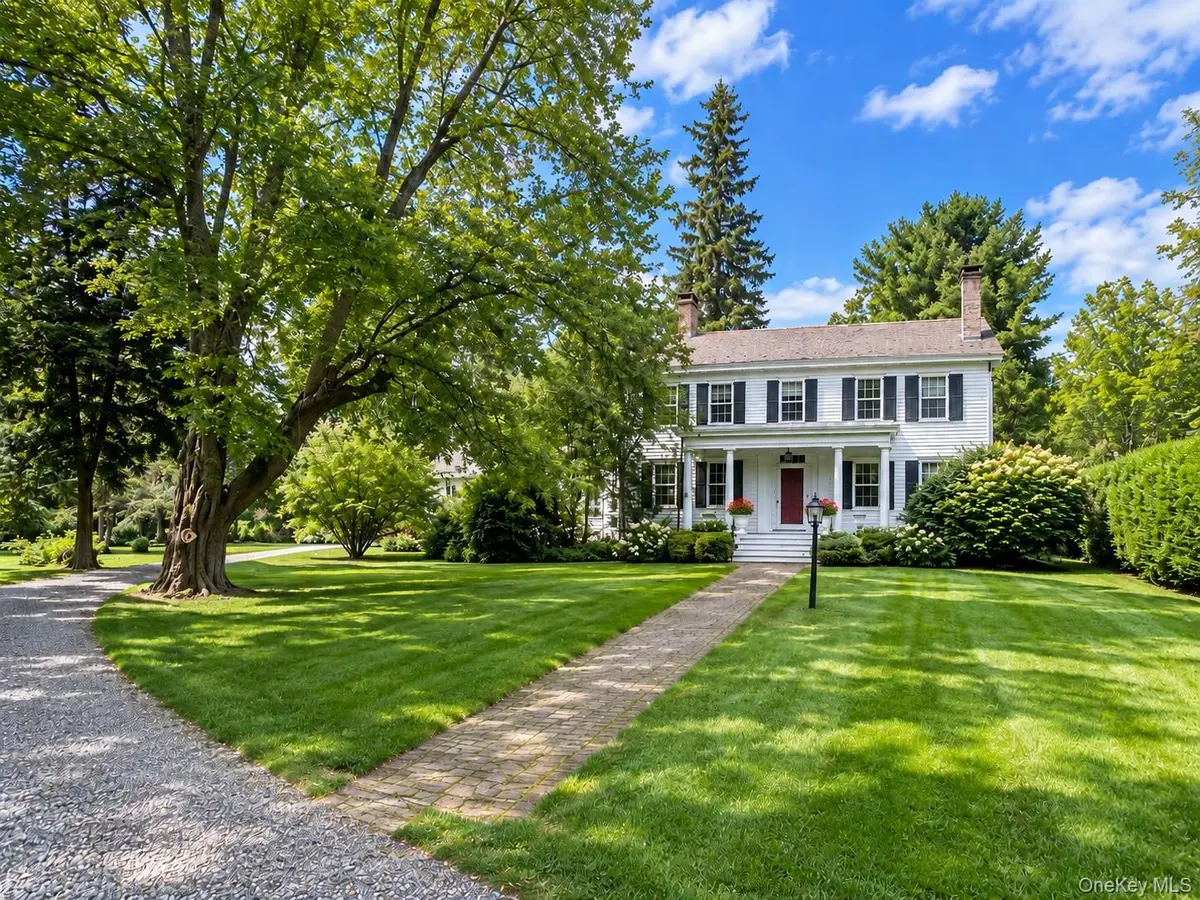3244 Sharon TPKE, Millbrook, NY 12545