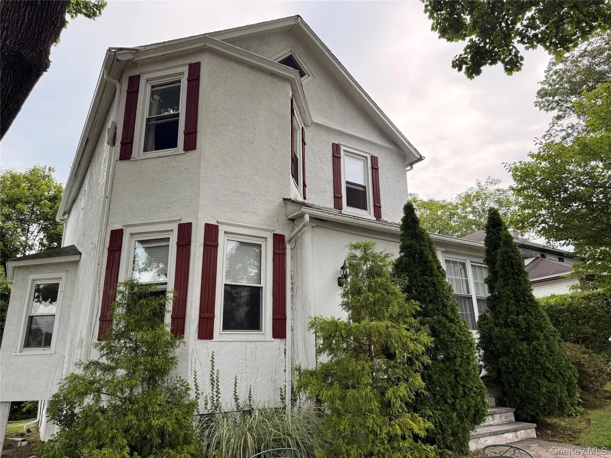 179 Woodruff AVE, Scarsdale, NY 10583