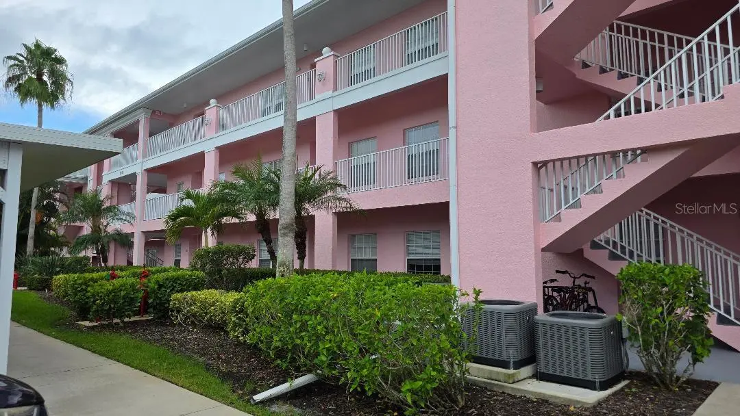 2061 WILLOW HAMMOCK CIR #107, Port Charlotte, FL 33983