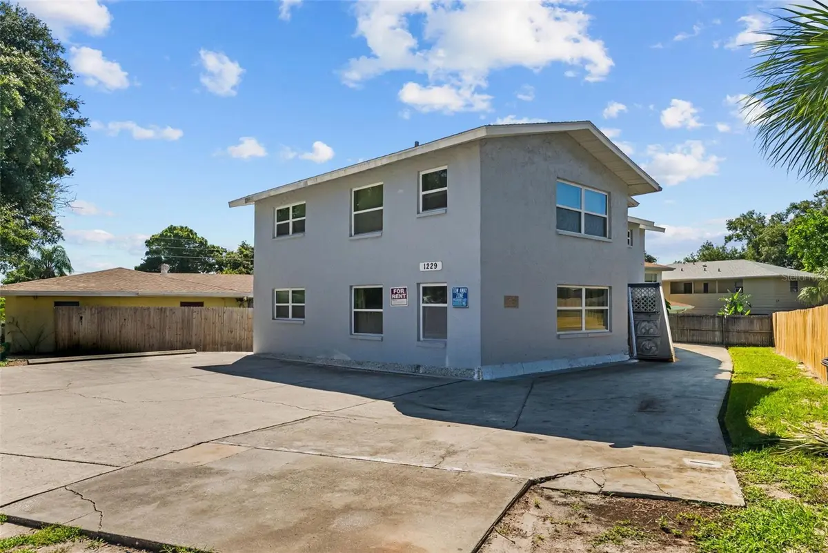 1229 FRANKLIN CIR SE, Clearwater, FL 33756