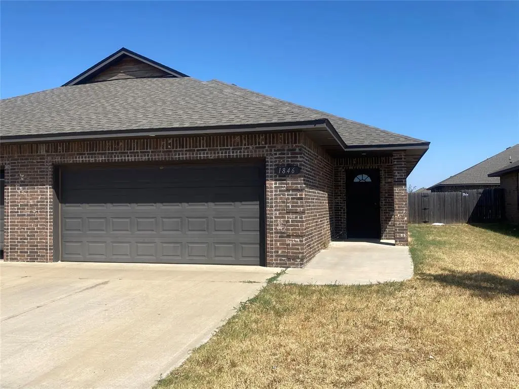 1846 Cypress LN, El Reno, OK 73036