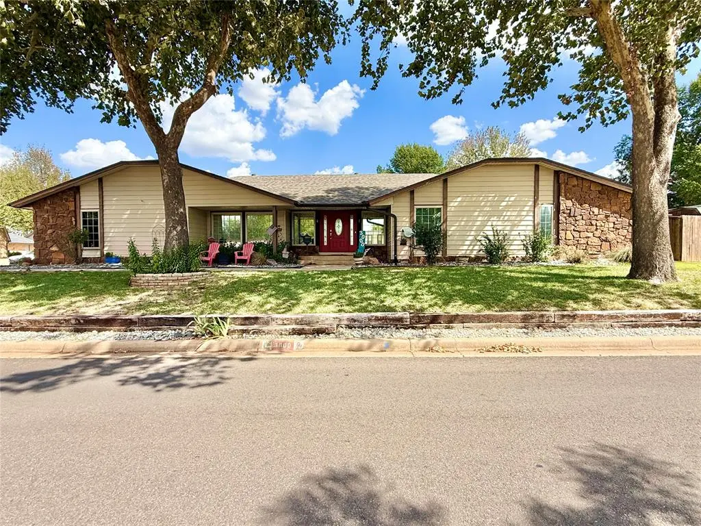 3000 Robin RD, Midwest City, OK 73110