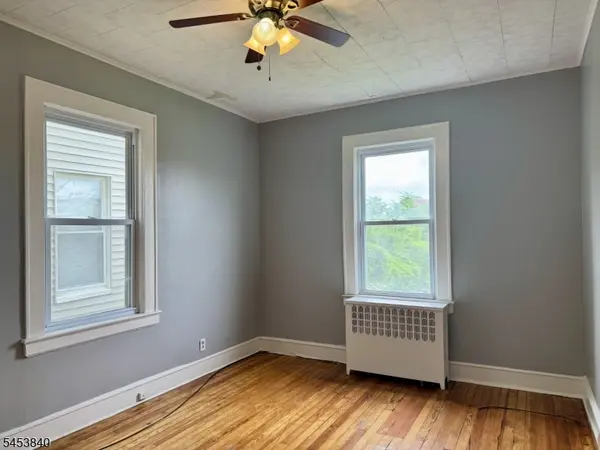 145 Maple St #11, Kearny Town, NJ 07032