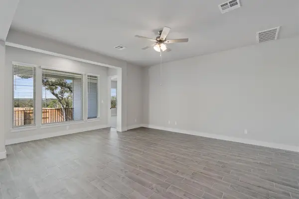212 Scenic Hills CIR, Georgetown, TX 78628