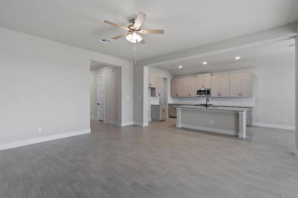 228 Scenic Hills CIR, Georgetown, TX 78628