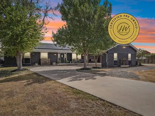 140 Family CIR, Hutto, TX 78634