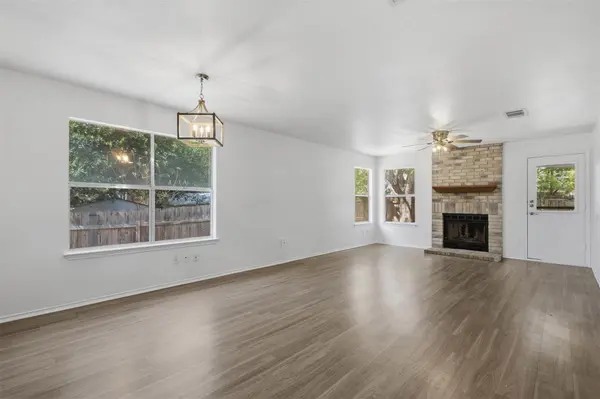1206 Garden Path DR, Round Rock, TX 78664
