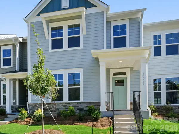 10026 Mamillion DR, Huntersville, NC 28078