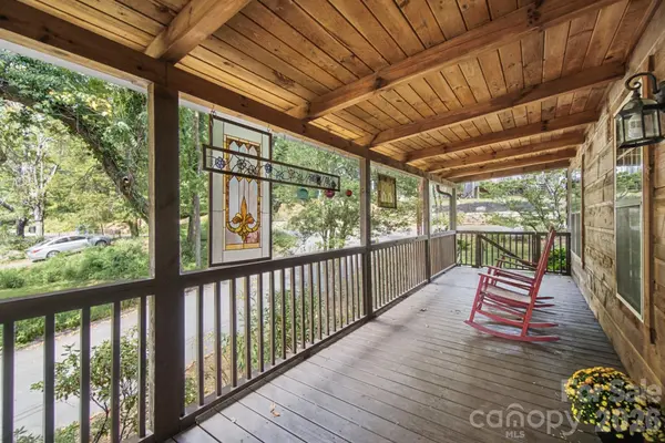 1 Locust AVE, Asheville, NC 28804