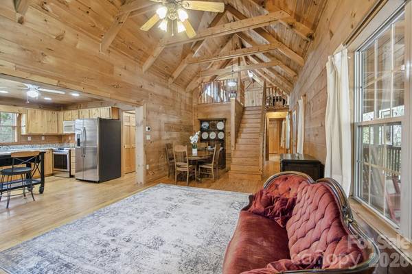 1 Locust AVE, Asheville, NC 28804
