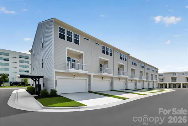 102 Admani WAY #B, Mooresville, NC 28117