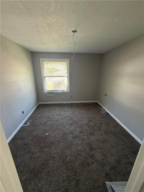 3002 N 33rd ST, Kansas City, KS 66104