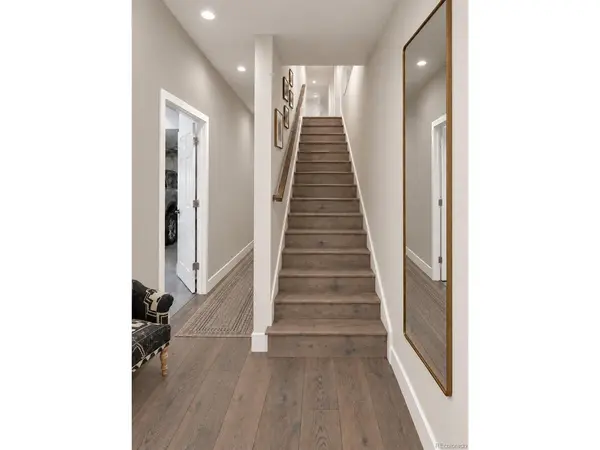 2832 W 44th #201, Denver, CO 80211