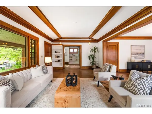674 Steele, Denver, CO 80206