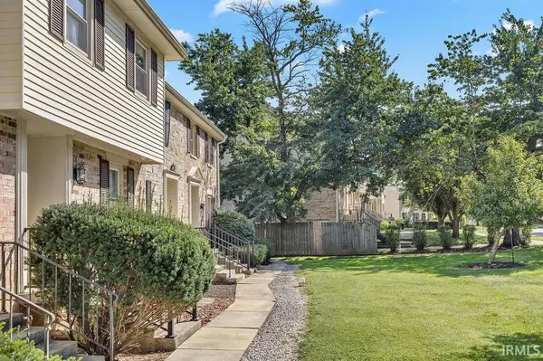 138 N Park Ridge RD, Bloomington, IN 47408-3113