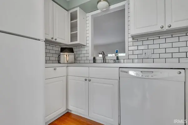 138 N Park Ridge RD, Bloomington, IN 47408-3113
