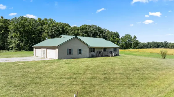 999 S 750 W ***, Angola, IN 46703-9663