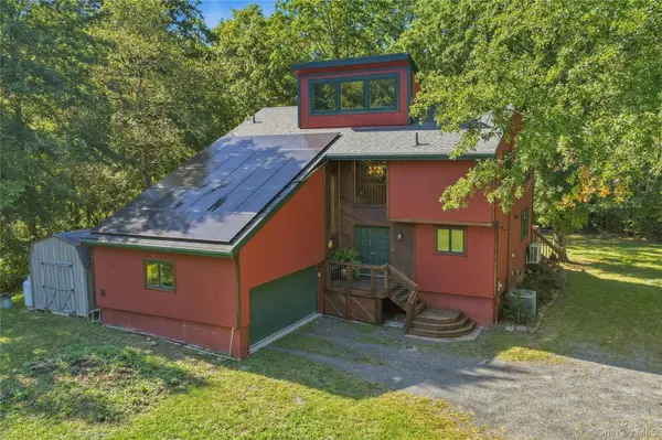 1250 Bruynswick RD, Gardiner, NY 12525