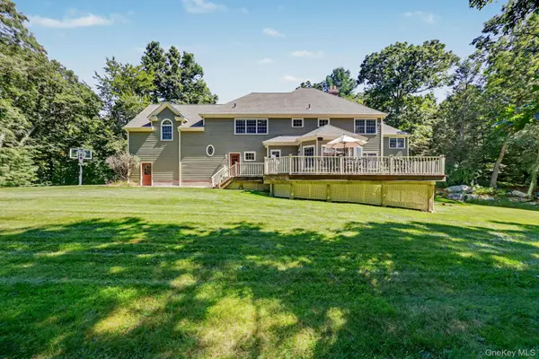 30 Pine Hill DR, South Salem, NY 10590