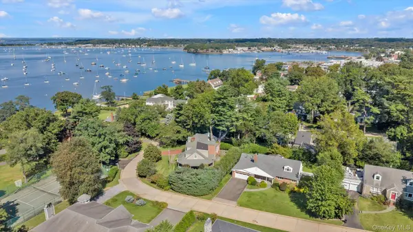3 South CT, Port Washington, NY 11050