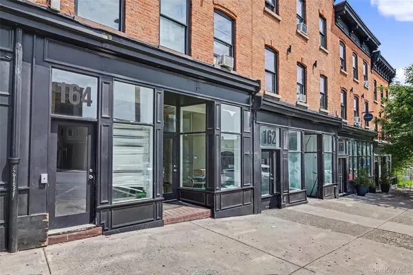 164 Broadway, Newburgh, NY 12550