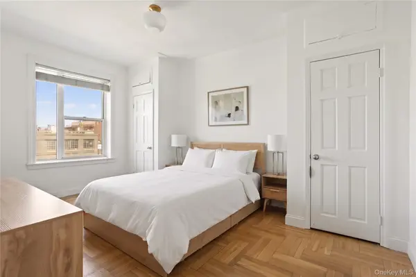45-08 40th #C44, Sunnyside, NY 11104