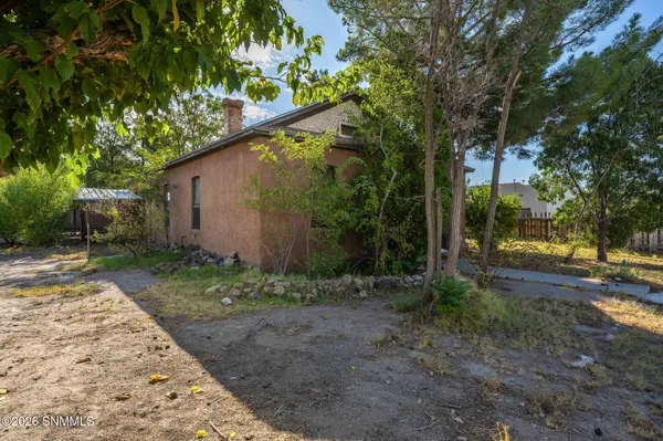 2315 College ST, Las Cruces, NM 88001