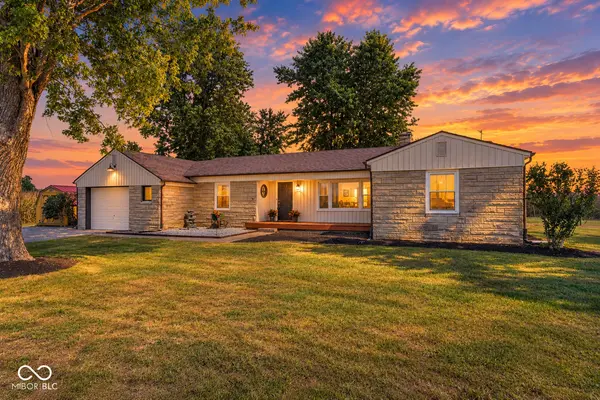 1211 N 450 W, Bargersville, IN 46106