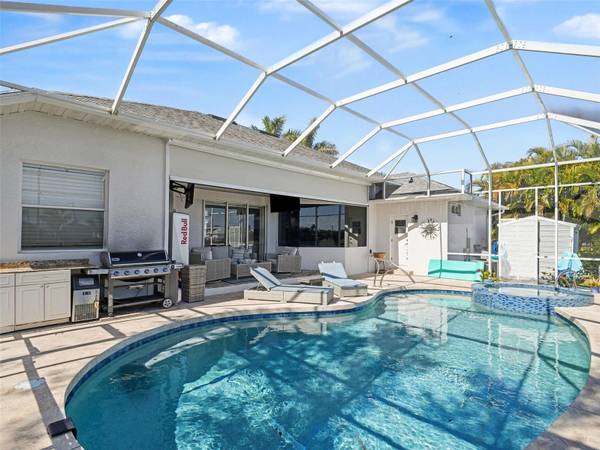 4256 BEACH VIEW CT, Port Charlotte, FL 33948