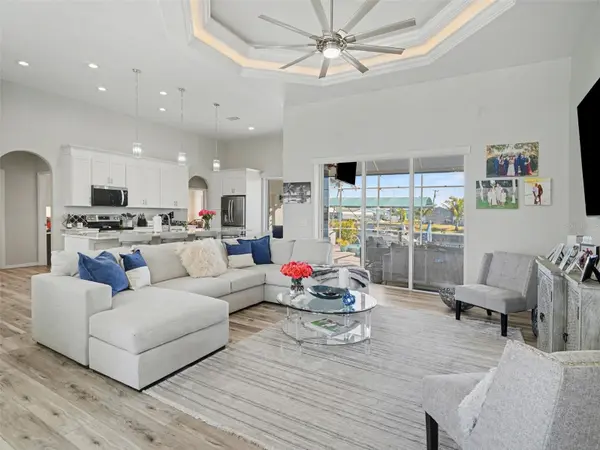 4256 BEACH VIEW CT, Port Charlotte, FL 33948