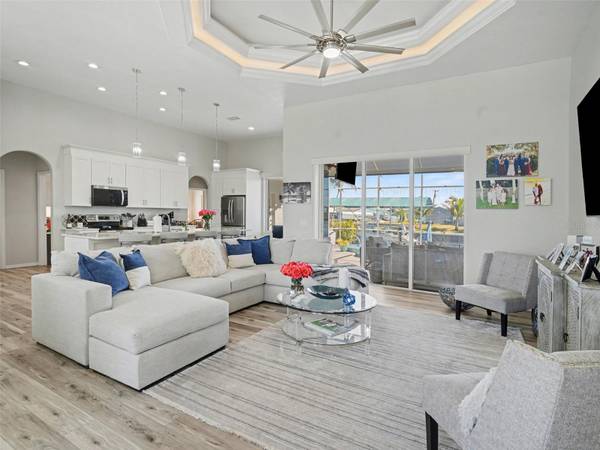 4256 BEACH VIEW CT, Port Charlotte, FL 33948