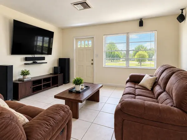825 GROVELAND AVE, Venice, FL 34285