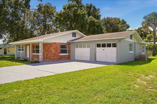 1945 8TH ST SE, Winter Haven, FL 33880