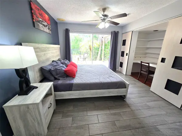 111 OAK LEE DR, Lutz, FL 33548