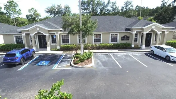 6928 W LINEBAUGH AVE #102, Tampa, FL 33625