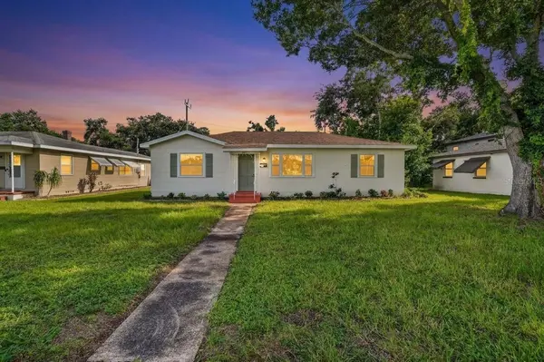 6946 5TH AVE N, St Petersburg, FL 33710