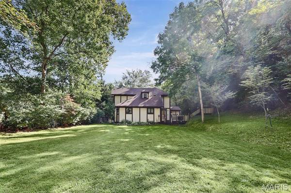 10 Knob Hill CT, Fairview Heights, IL 62208